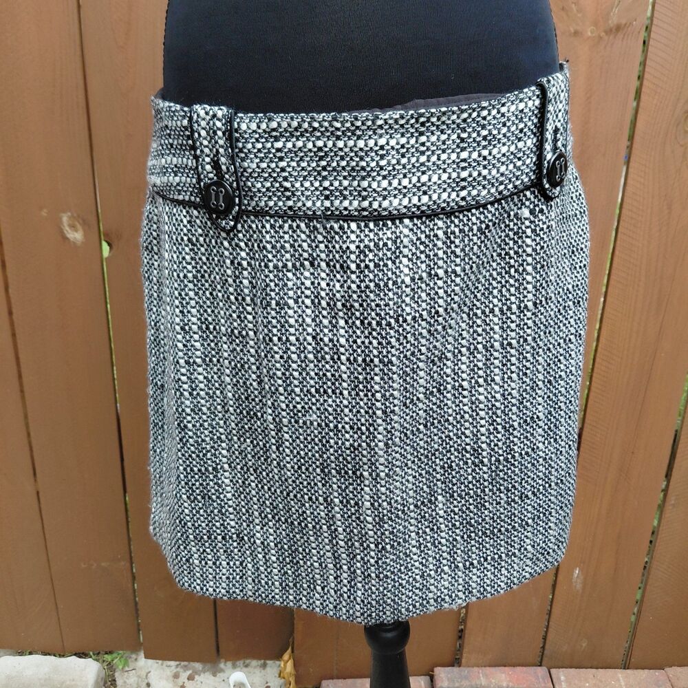 The Limited Womens Mini Pencil Skirt Size 10 Black and White Tweed Side Zip